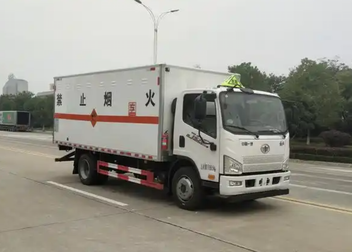 连南爆破器材运输车可以上高速吗？