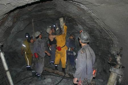 连南工程爆破中的危险因素分析以及应对工程爆破危险的措施